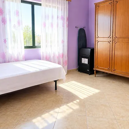 Dua & - Center Hostel Tirana
